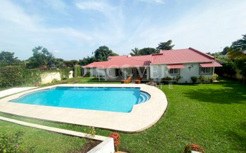  House for rent in Villas Italiana