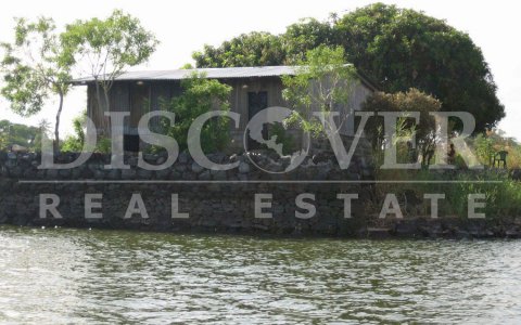  Islet - Island for Sale in Granada.