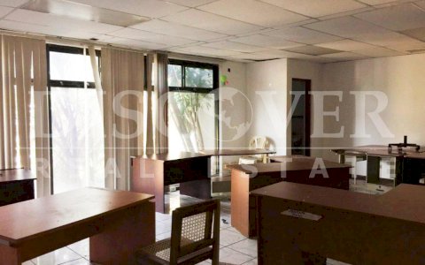 Office Building for Sale or Rent in los Robles ID 10513