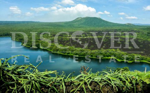 Land for Sale with a Spectacular View of the Lagoon in Nindirí ID 10205